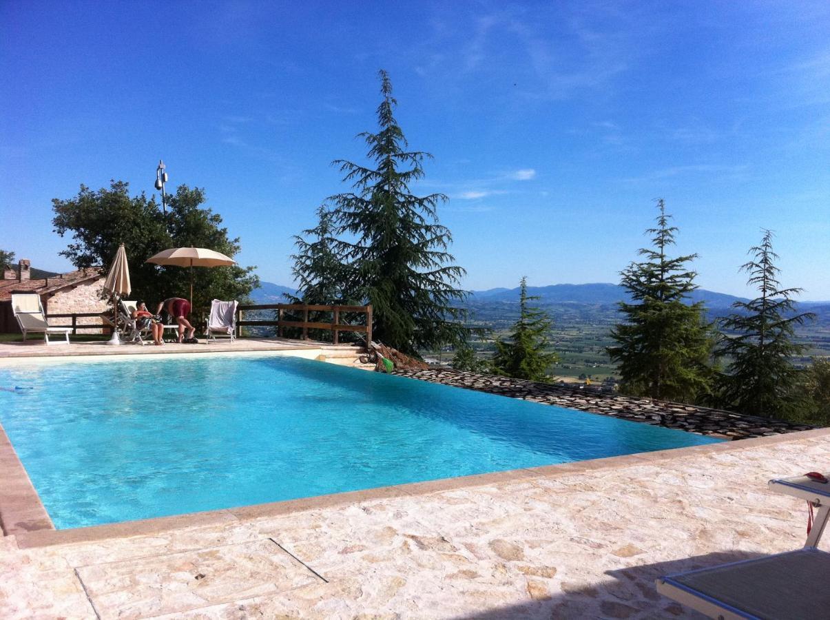 Le Mandrie Di San Paolo Villa Assisi Luaran gambar