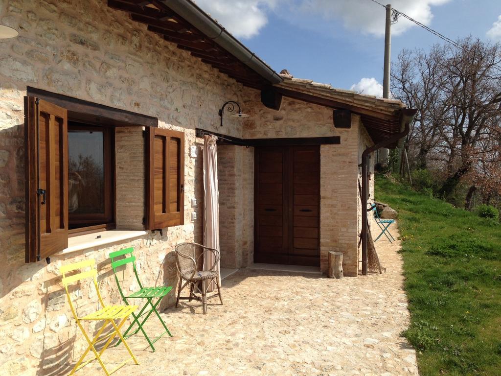Le Mandrie Di San Paolo Villa Assisi Luaran gambar