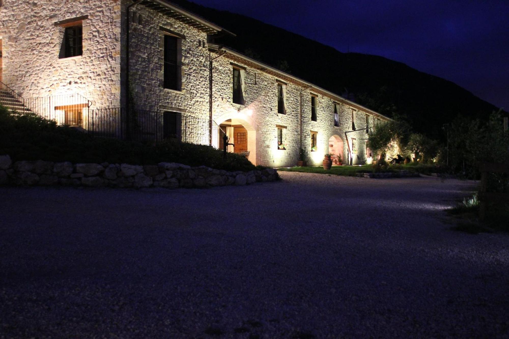 Le Mandrie Di San Paolo Villa Assisi Luaran gambar