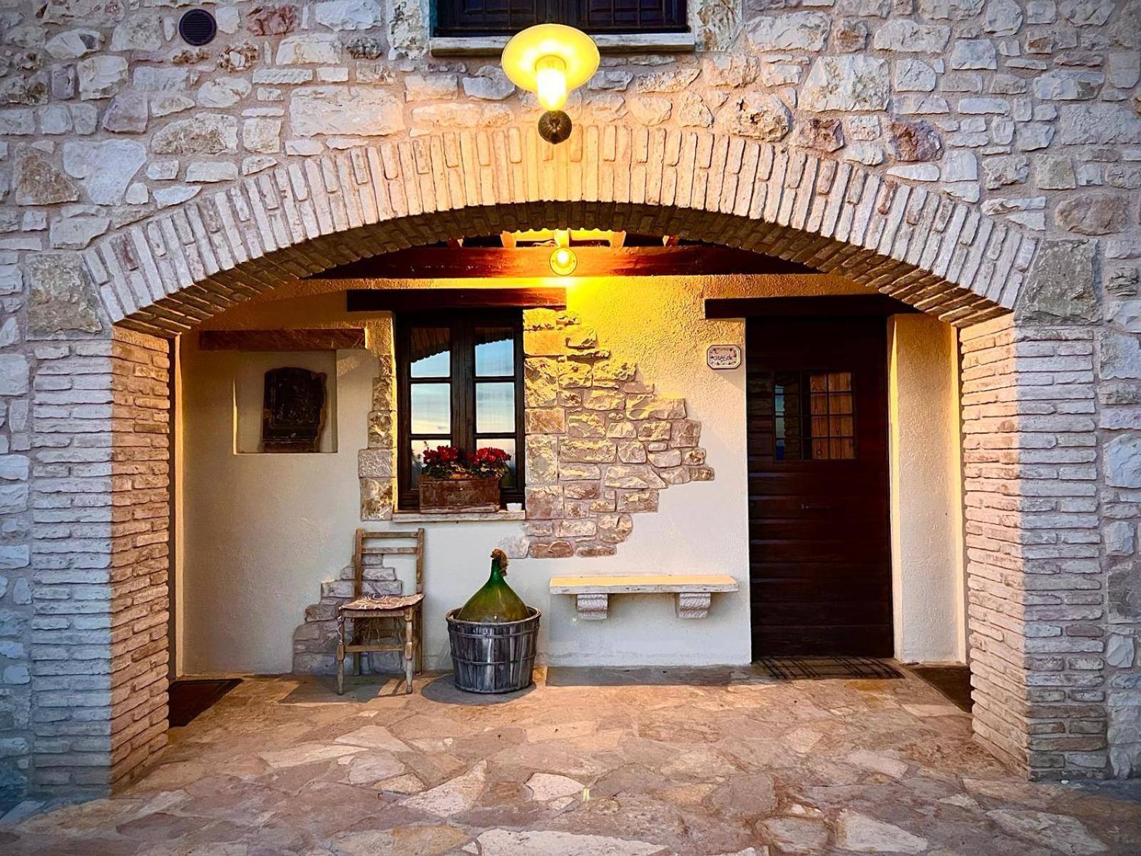 Le Mandrie Di San Paolo Villa Assisi Luaran gambar